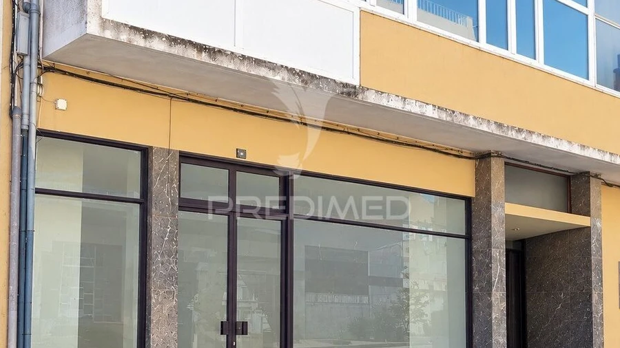Loja para Venda em Peniche