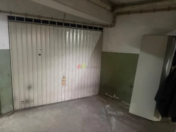 Garagem para Venda em Laranjeiro e Feijó