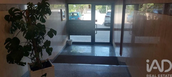 Apartamento T3 para Venda em Algés, Linda-A-Velha e Cruz Quebrada-Dafundo