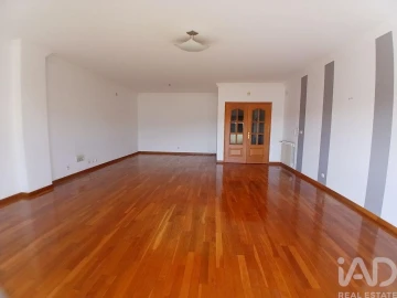 Apartamento T3 para Venda em Algés, Linda-A-Velha e Cruz Quebrada-Dafundo