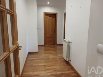 Apartamento T3 para Venda em Algés, Linda-A-Velha e Cruz Quebrada-Dafundo