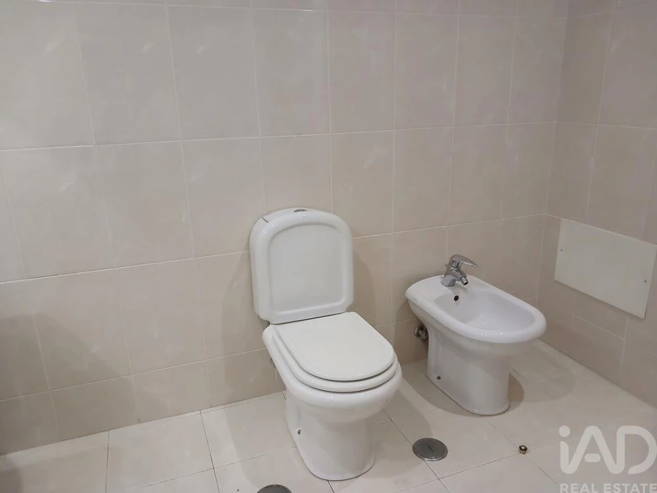 Apartamento T3 para Venda em Algés, Linda-A-Velha e Cruz Quebrada-Dafundo Foto 11