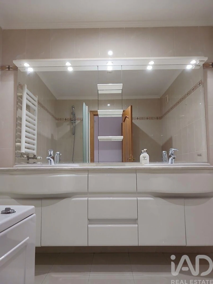 Apartamento T3 para Venda em Algés, Linda-A-Velha e Cruz Quebrada-Dafundo Foto 9