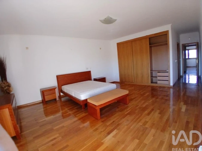 Apartamento T3 para Venda em Algés, Linda-A-Velha e Cruz Quebrada-Dafundo Foto 6