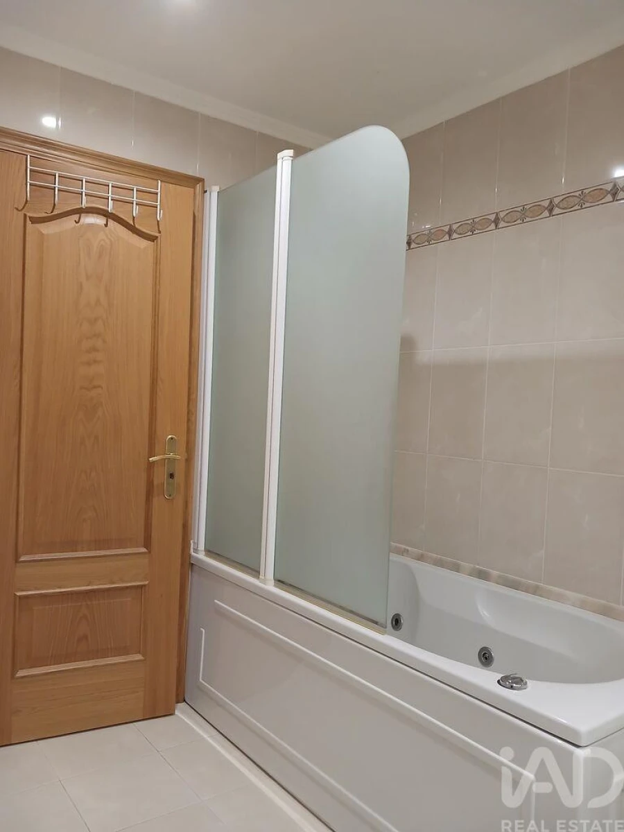 Apartamento T3 para Venda em Algés, Linda-A-Velha e Cruz Quebrada-Dafundo Foto 10