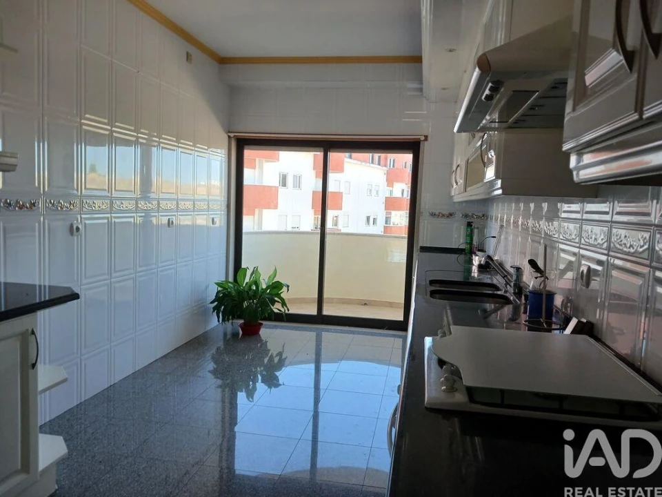 Apartamento T3 para Venda em Algés, Linda-A-Velha e Cruz Quebrada-Dafundo Foto 23