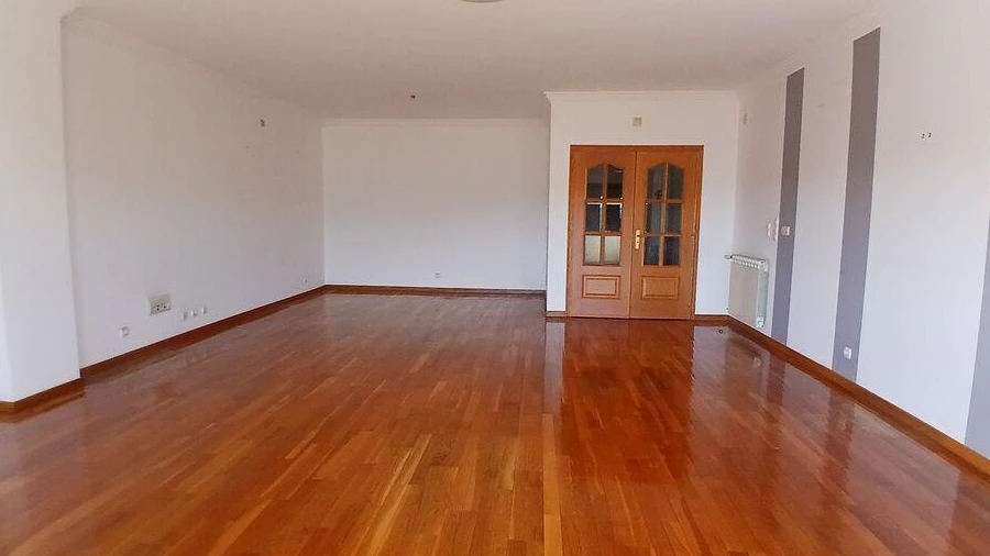 Apartamento T3 para Venda em Algés, Linda-A-Velha e Cruz Quebrada-Dafundo
