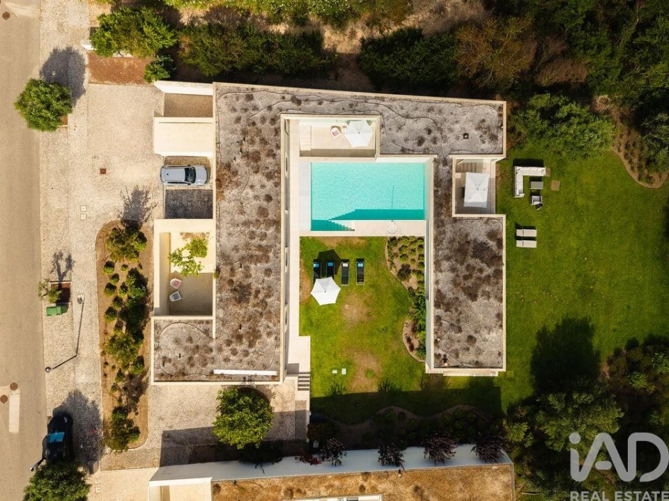 Moradia T4 para Venda em Vau Foto 2