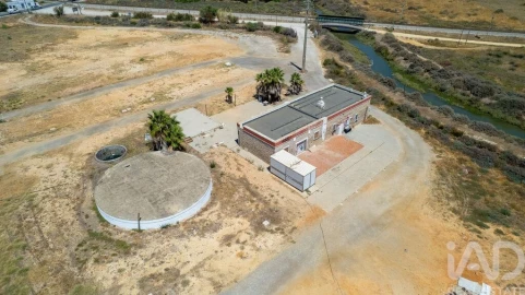 Moradia para Venda em Faro (Sé e São Pedro)