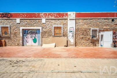 Moradia para Venda em Faro (Sé e São Pedro)