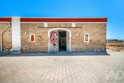 Moradia para Venda em Faro (Sé e São Pedro)
