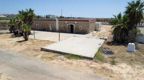 Moradia para Venda em Faro (Sé e São Pedro)