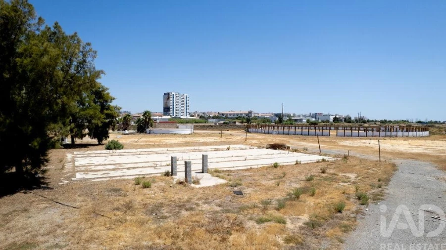 Moradia para Venda em Faro (Sé e São Pedro) Foto 14
