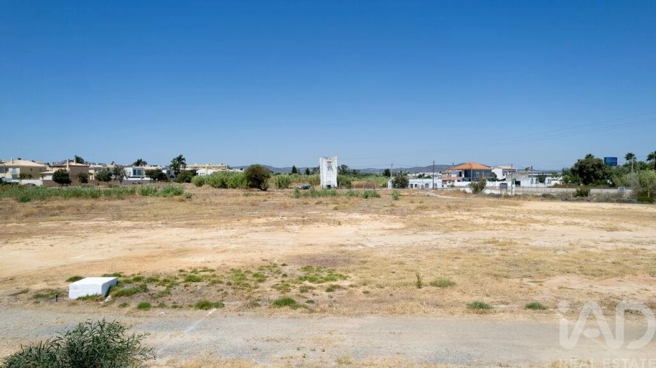 Moradia para Venda em Faro (Sé e São Pedro) Foto 12