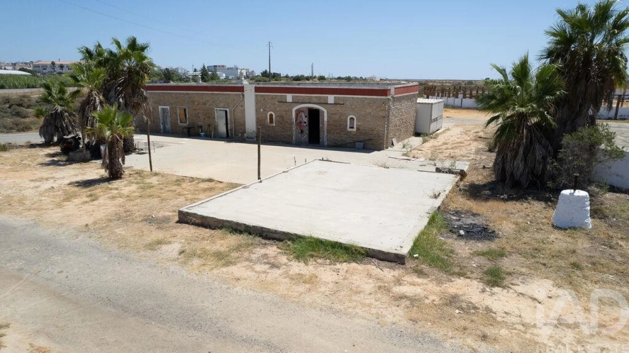 Moradia para Venda em Faro (Sé e São Pedro) Foto 7