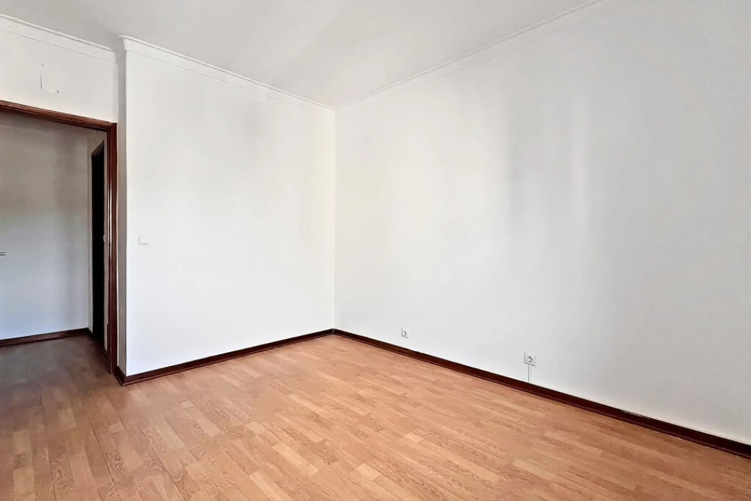 Apartamento T2 para Venda em Sé Nova, Santa Cruz, Almedina e São Bartolomeu Foto 8