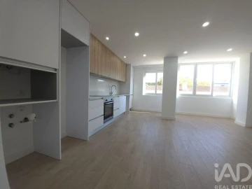 Apartamento T3 para Venda em União das Freguesias de Setúbal