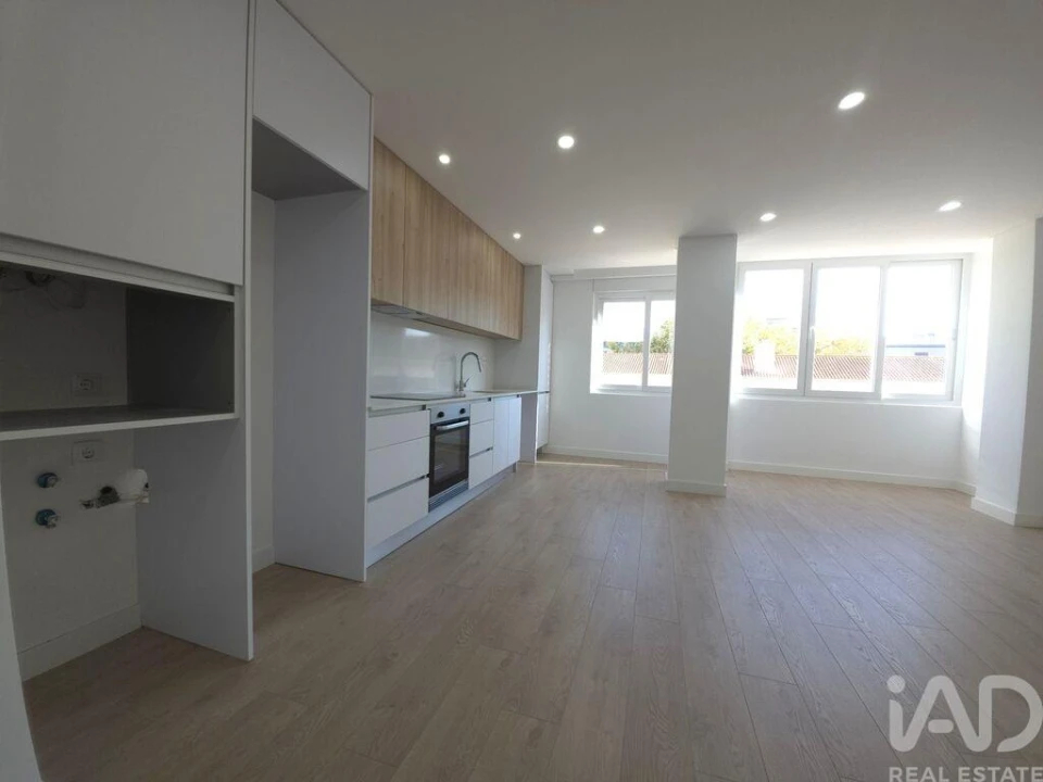 Apartamento T3 para Venda em União das Freguesias de Setúbal Foto 1