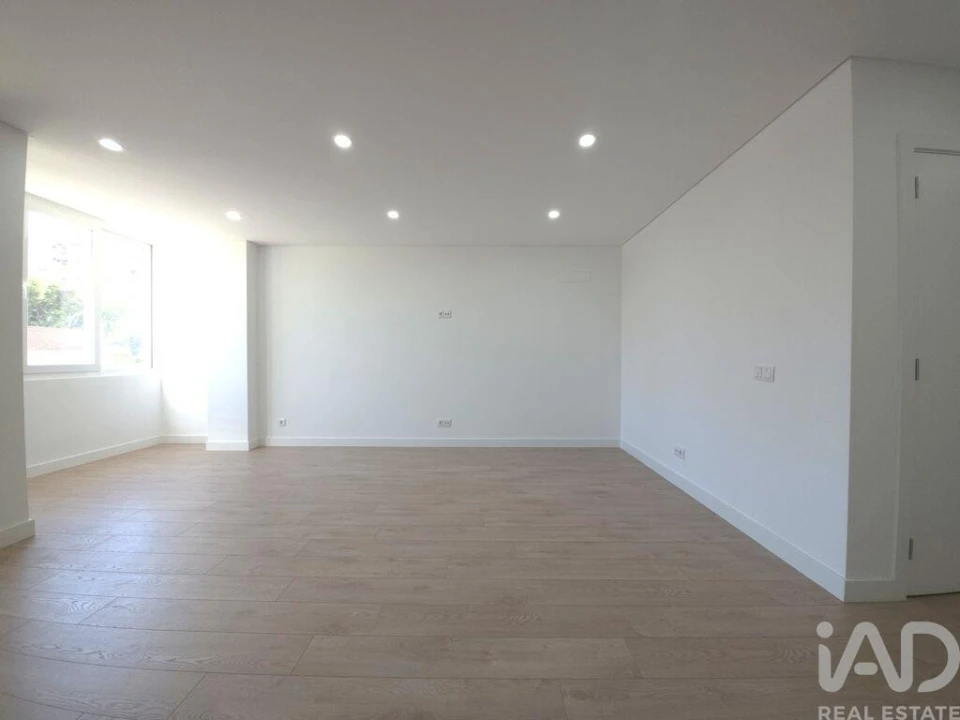 Apartamento T3 para Venda em União das Freguesias de Setúbal Foto 3