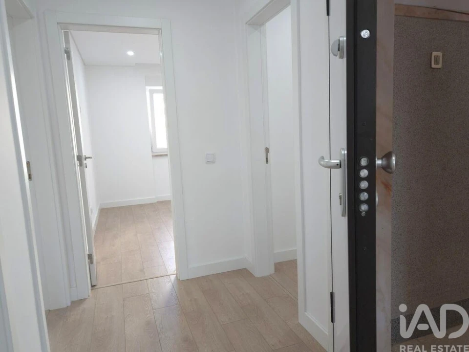 Apartamento T3 para Venda em União das Freguesias de Setúbal Foto 9
