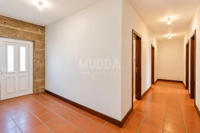 Moradia T3 para Venda em Macieira de Cambra