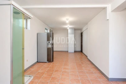 Moradia T3 para Venda em Macieira de Cambra