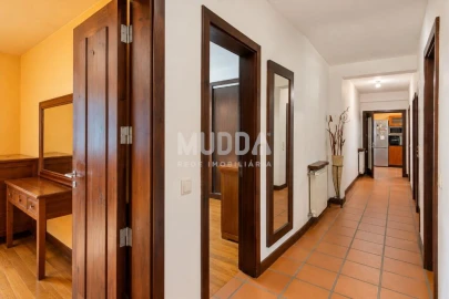 Moradia T3 para Venda em Macieira de Cambra