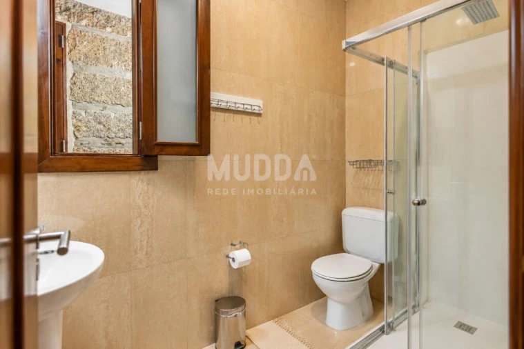 Moradia T3 para Venda em Macieira de Cambra Foto 10