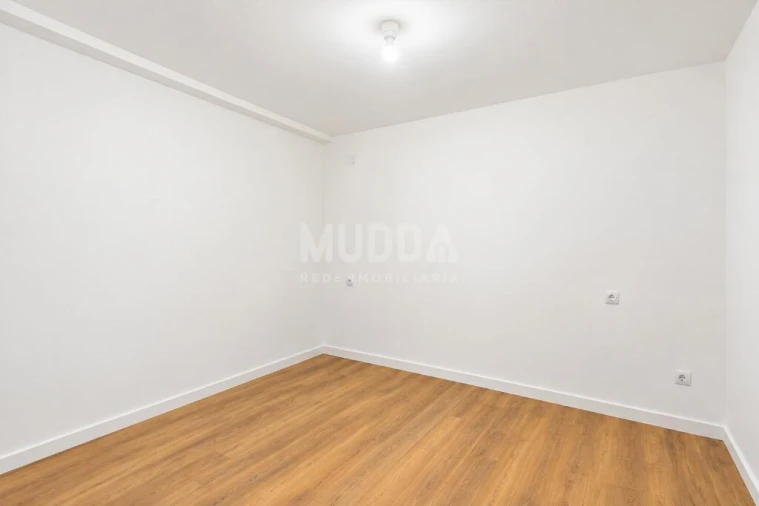Moradia T3 para Venda em Macieira de Cambra Foto 28