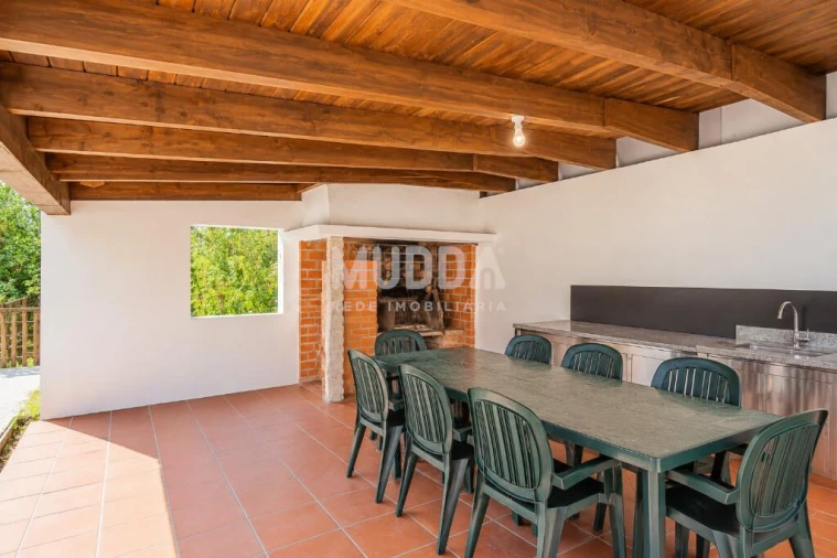 Moradia T3 para Venda em Macieira de Cambra Foto 36