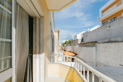 Apartamento T2 para Venda em Casal de Cambra
