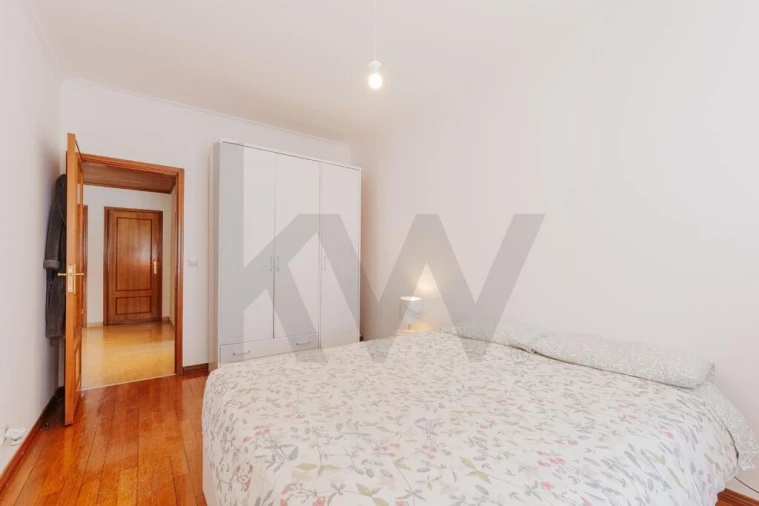 Apartamento T2 para Venda em Casal de Cambra Foto 17