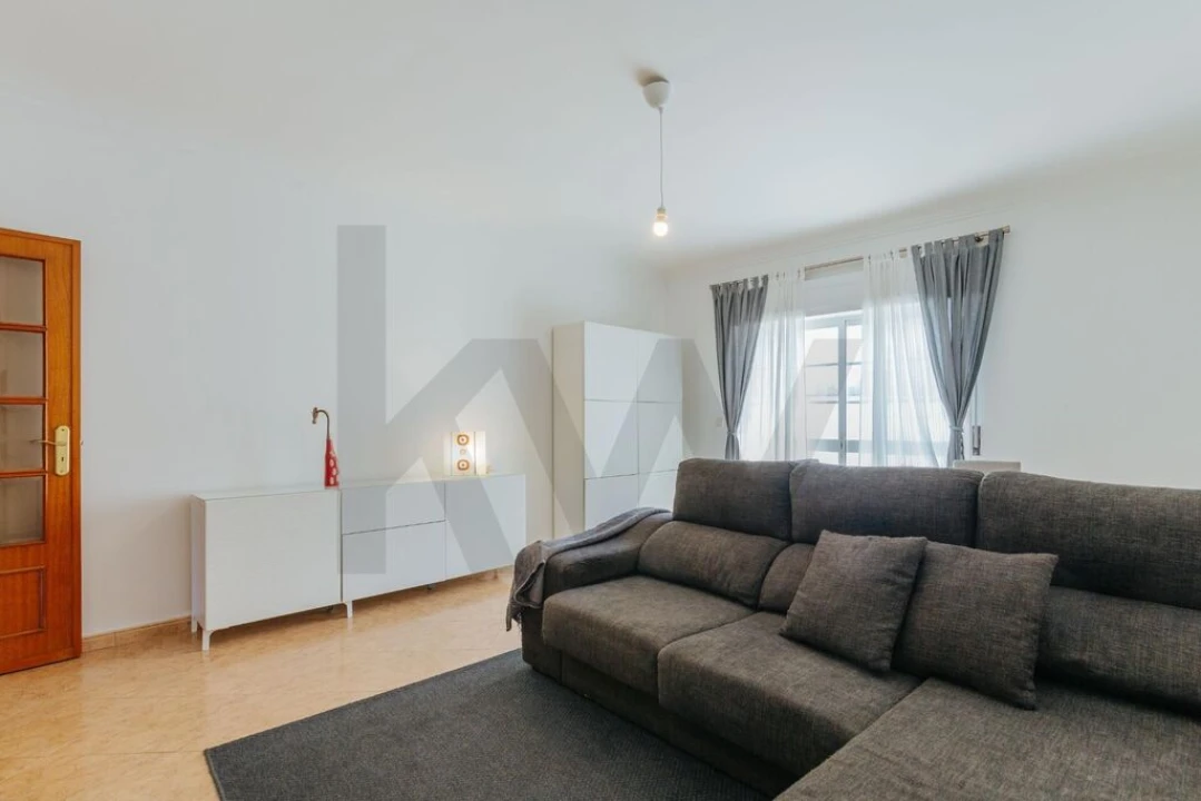 Apartamento T2 para Venda em Casal de Cambra Foto 10