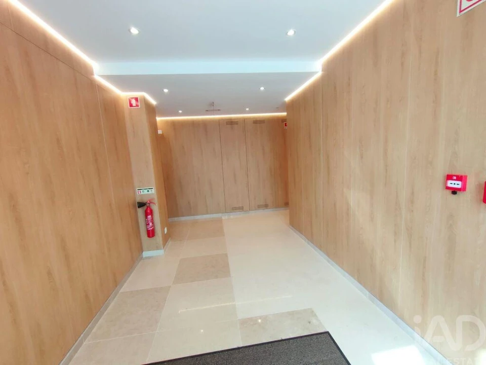 Apartamento T2 para Venda em São Martinho do Porto Foto 8