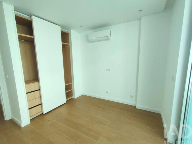 Apartamento T2 para Venda em São Martinho do Porto Foto 19