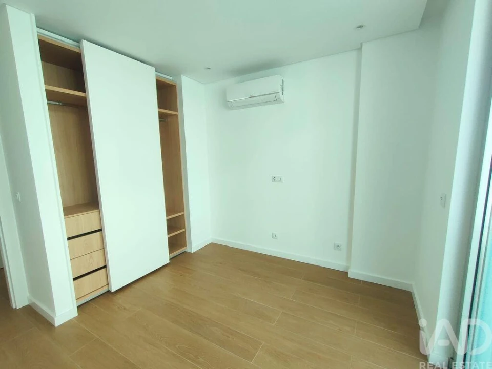 Apartamento T2 para Venda em São Martinho do Porto Foto 19
