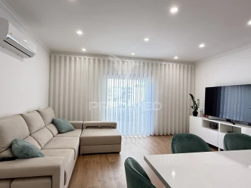 Apartamento T4 para Venda em Fatima