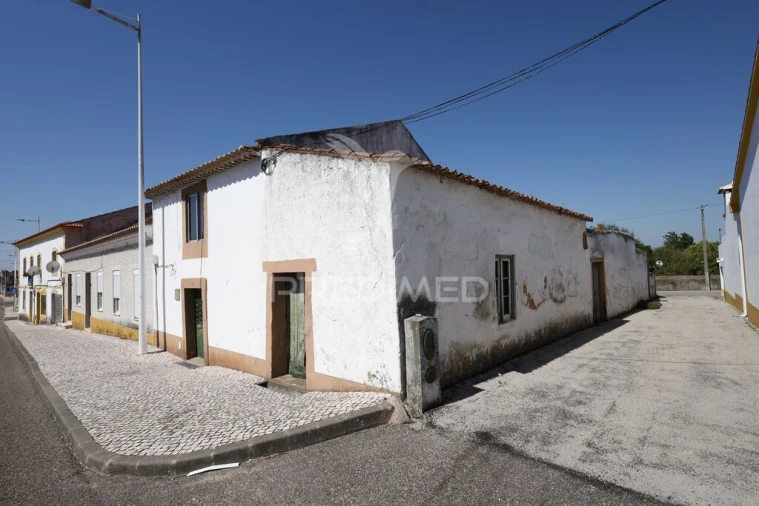 Moradia T2 para Venda em Atalaia Foto 4