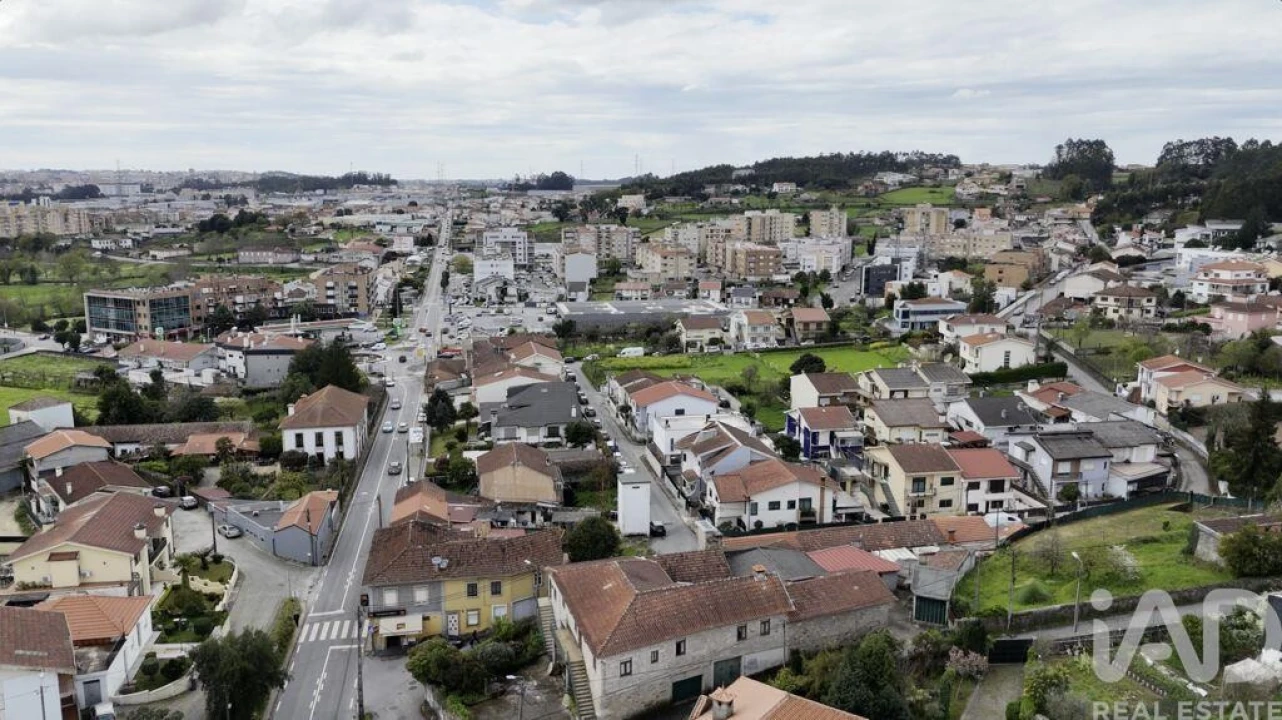 Moradia T3 para Venda em Alfena Foto 16