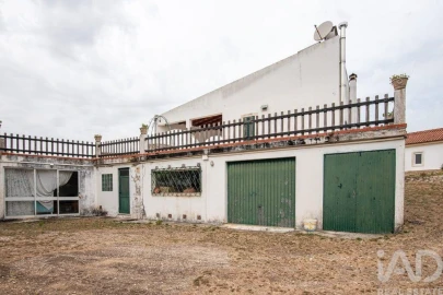 Quinta T6 para Venda em Azoia de Cima e Tremês