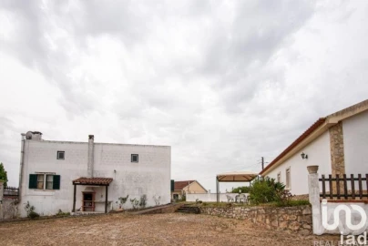 Quinta T6 para Venda em Azoia de Cima e Tremês