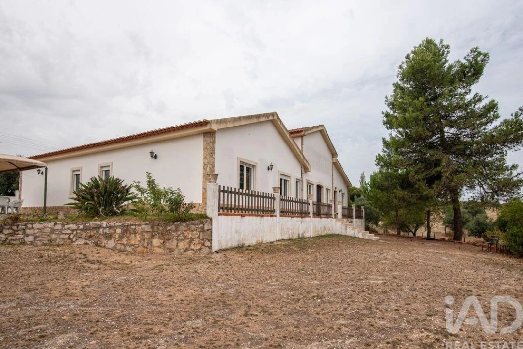 Quinta T6 para Venda em Azoia de Cima e Tremês Foto 24