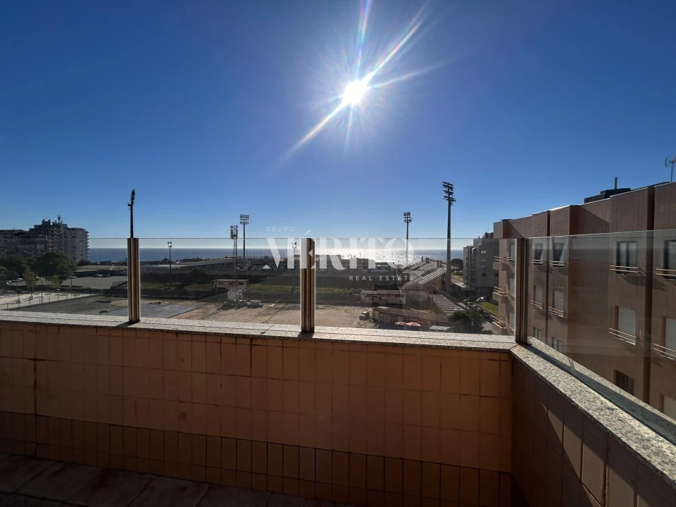 Apartamento T3 para Venda em Póvoa de Varzim, Beiriz e Argivai Foto 1