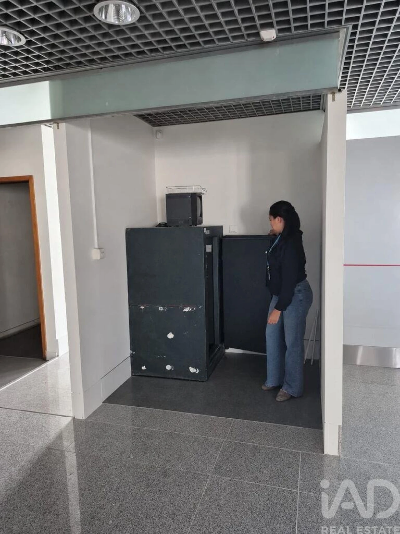 Loja para Venda em Santa Marinha e São Pedro da Afurada Foto 3