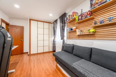Apartamento T2 para Venda em Carregado e Cadafais