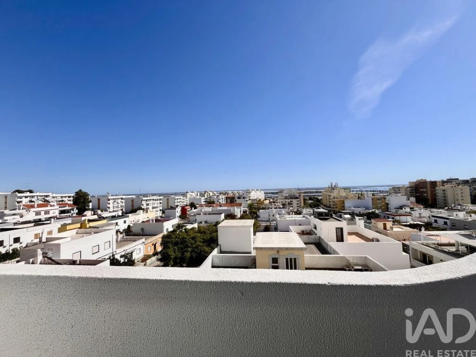 Apartamento T2 para Arrendamento em Faro (Sé e São Pedro) Foto 20