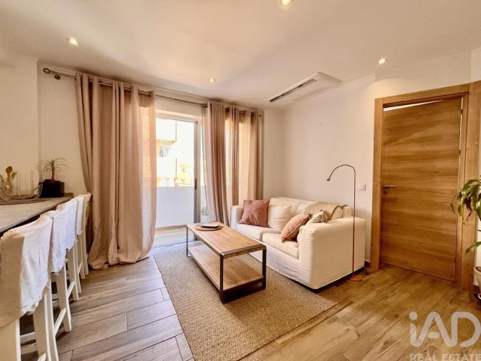 Apartamento T2 para Arrendamento em Faro (Sé e São Pedro) Foto 6