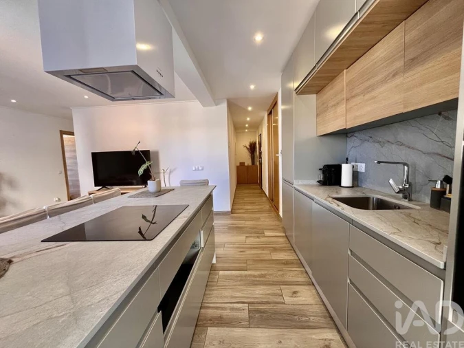 Apartamento T2 para Arrendamento em Faro (Sé e São Pedro) Foto 11