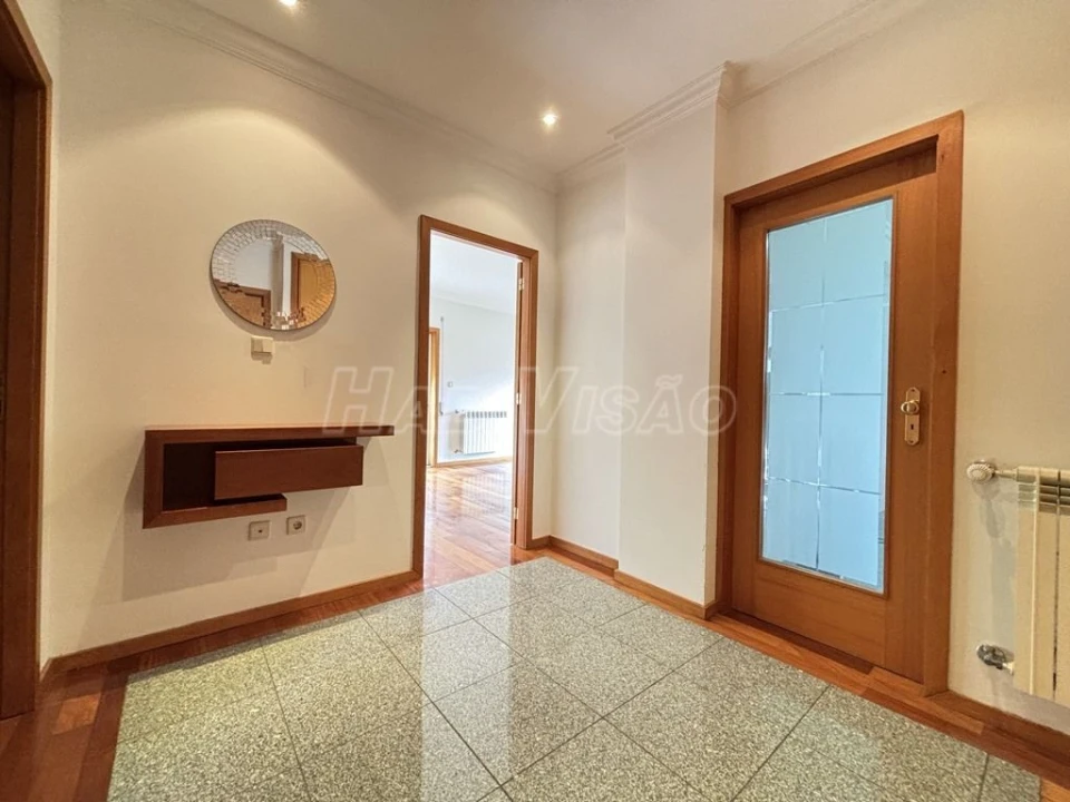 Apartamento T2 para Venda em Ermesinde Foto 1