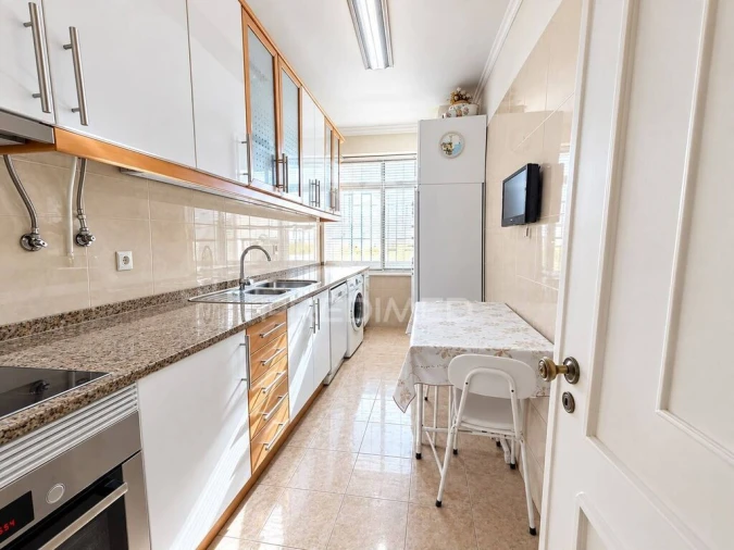 Apartamento T3 para Venda em Benfica Foto 6